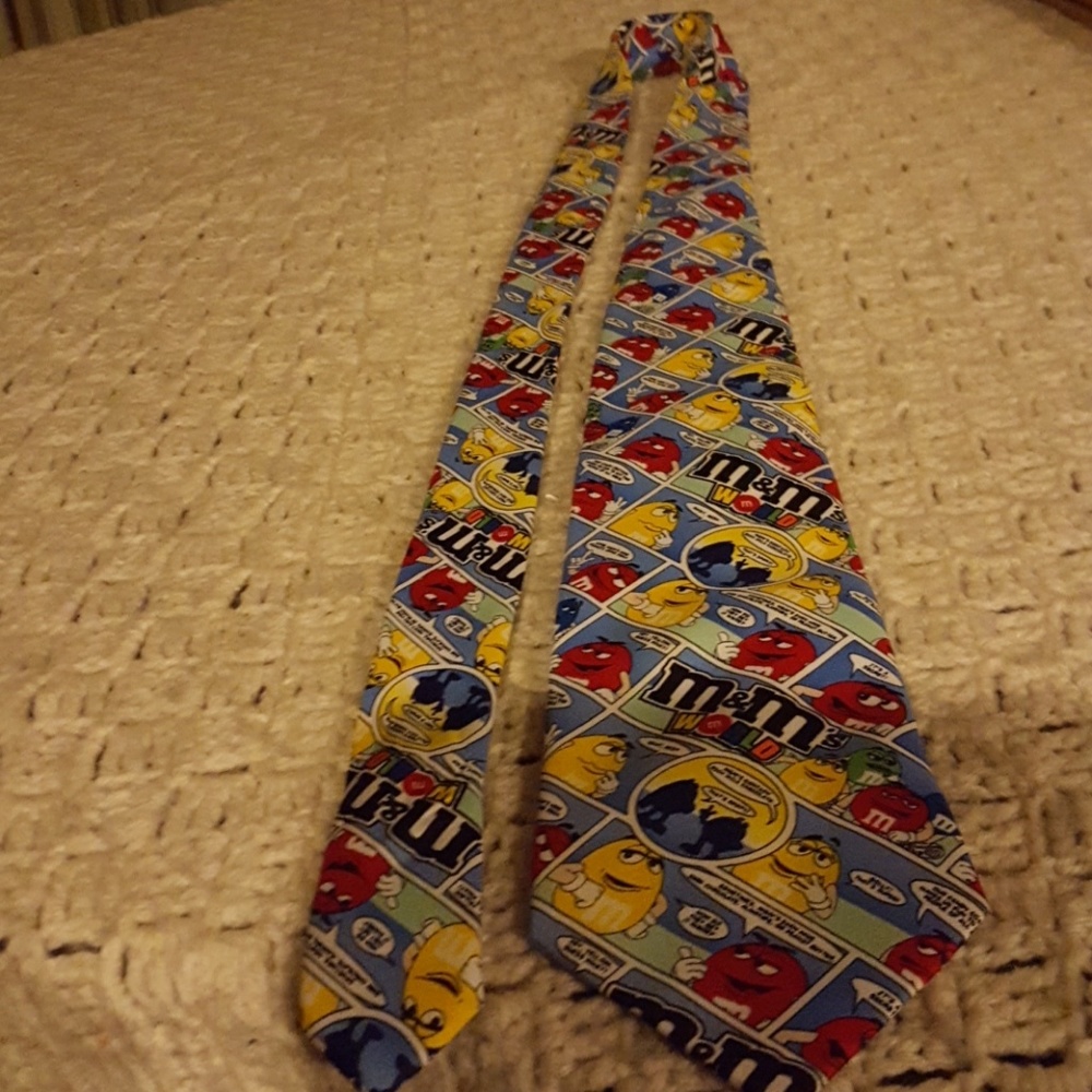 M&M tie.